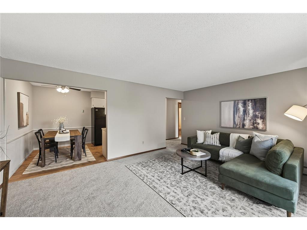 3153 Old Highway 8 #304 Roseville MN 55418 7018472 image4