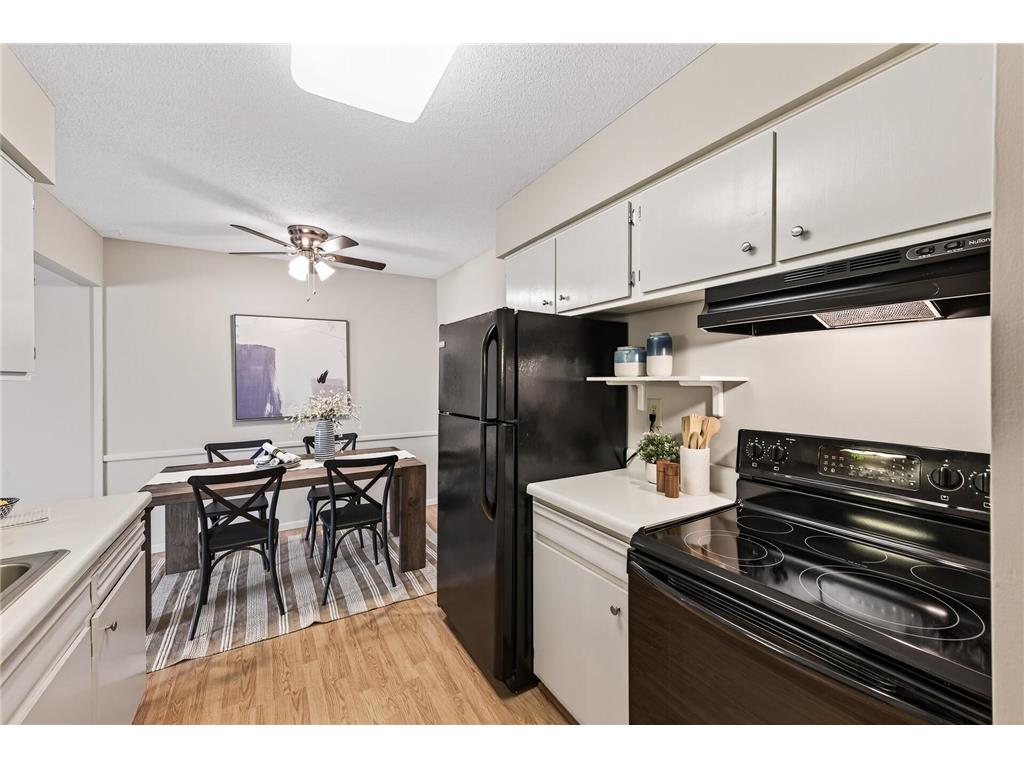 3153 Old Highway 8 #304 Roseville MN 55418 7046976 image13