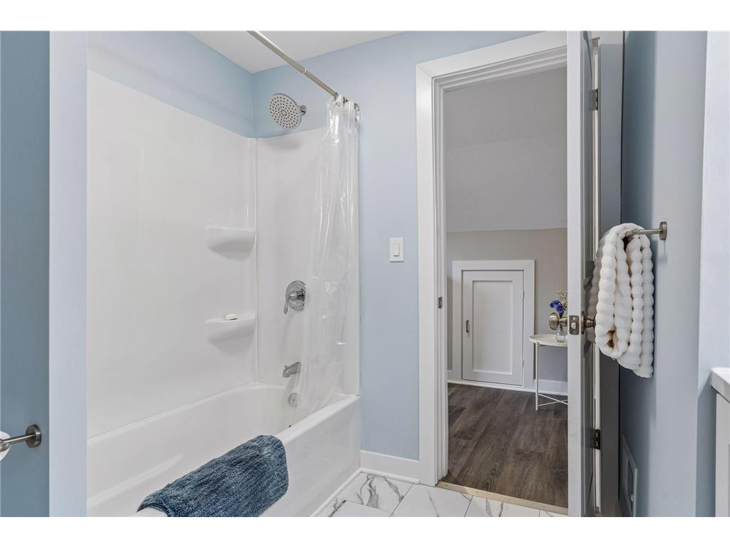 3154 Cleveland Street NE Minneapolis MN 55418 7052122 image28