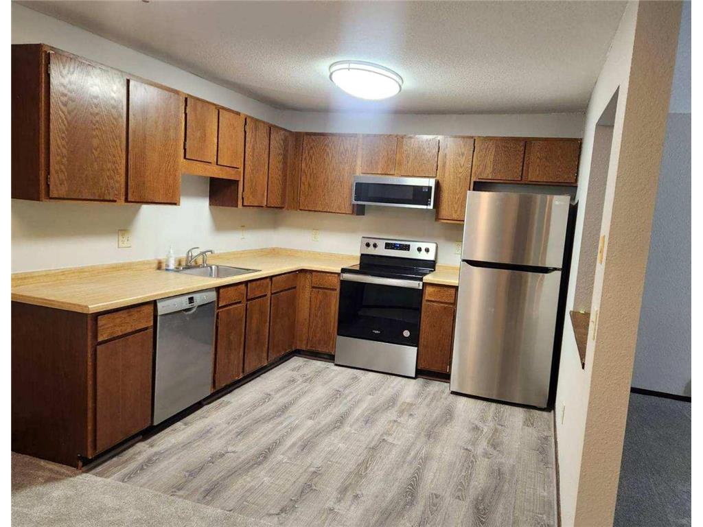 3155 Coachman Rd #214B Eagan MN 55121 6364709 image1