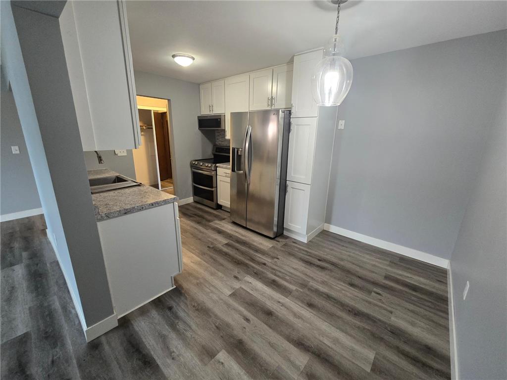 3155 Old Highway 8 #104 Roseville MN 55418 7063822 image6