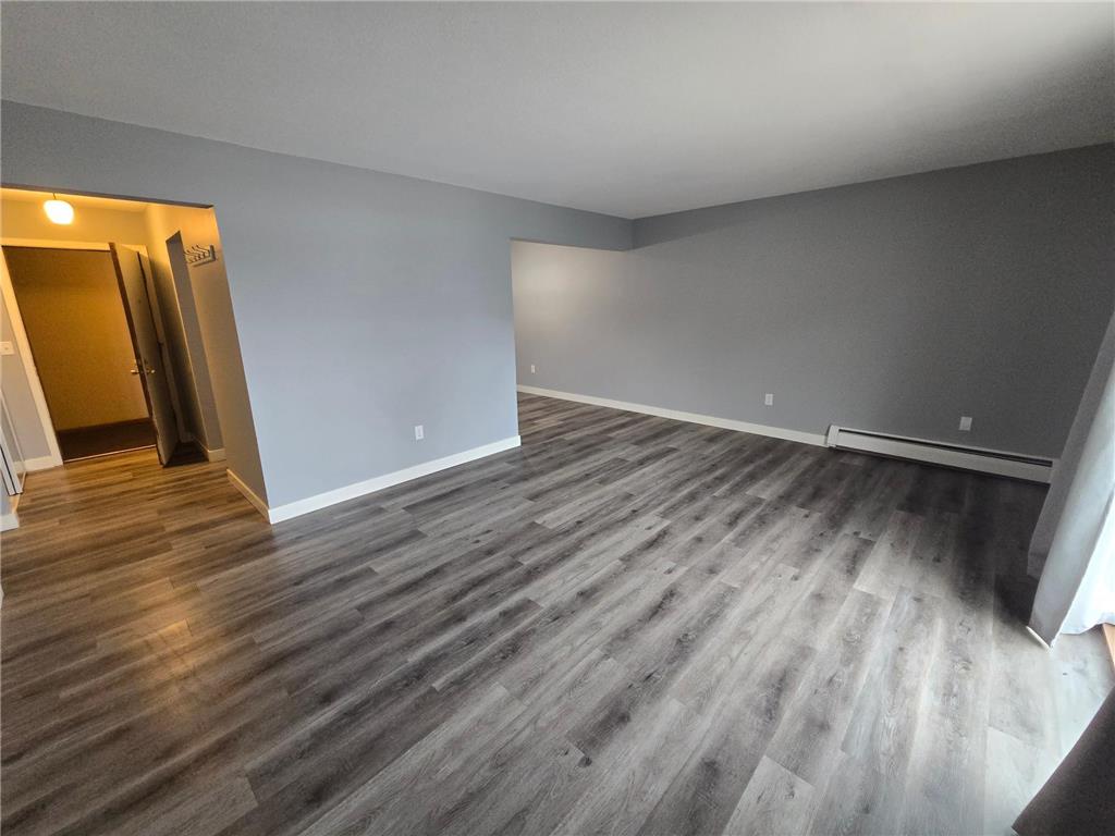 3155 Old Highway 8 #104 Roseville MN 55418 7063822 image9