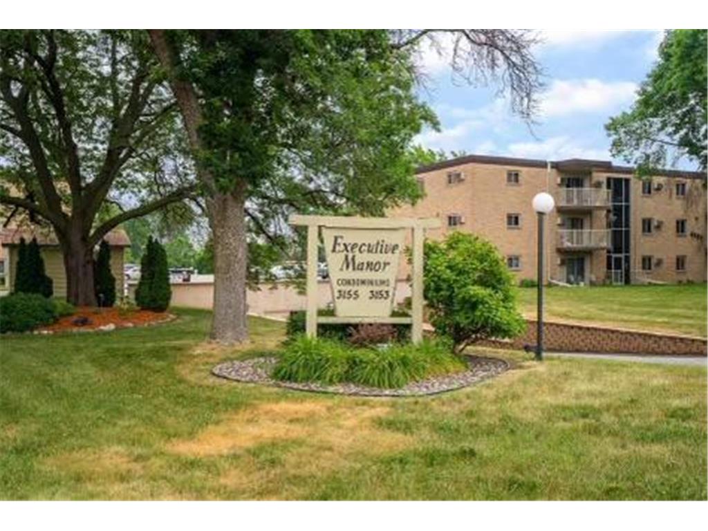 3155 Old Highway 8 #203 Roseville MN 55418 6497411 image1