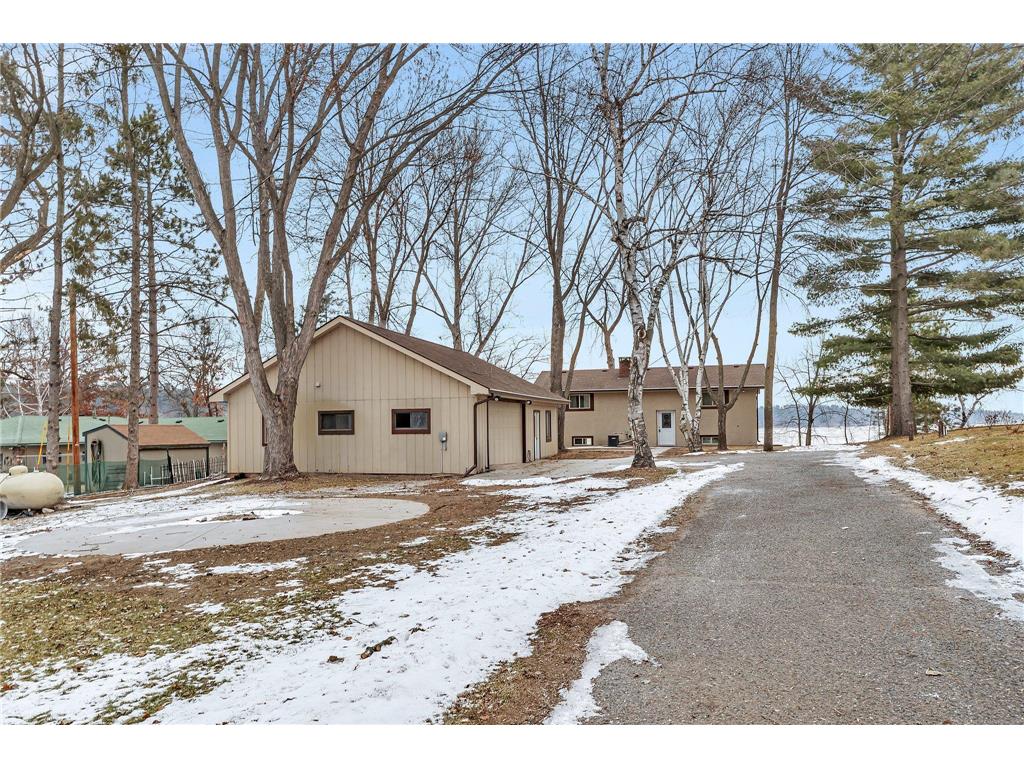 31574 Lowry Circle Cushing MN 56443 - Alexander Lake 7027462 image3