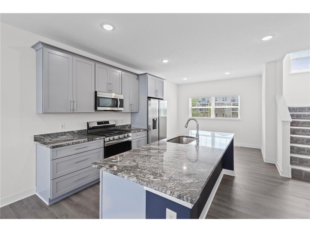 3159 Clover Ridge Drive Chaska MN 55318 7024946 image2