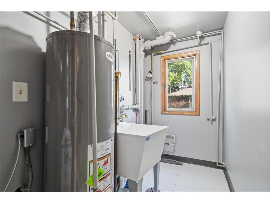 3159 Fillmore Street NE Minneapolis MN 55418 7090636 image16