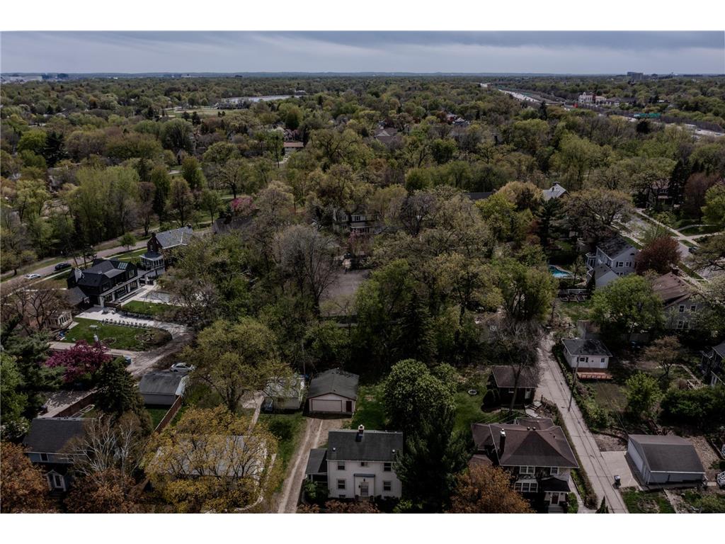 316 1/2 E Minnehaha Parkway Minneapolis MN 55419 7063356 image11