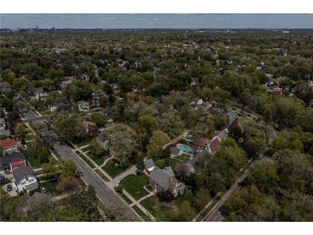 316 1/2 E Minnehaha Parkway Minneapolis MN 55419 7063356 image17