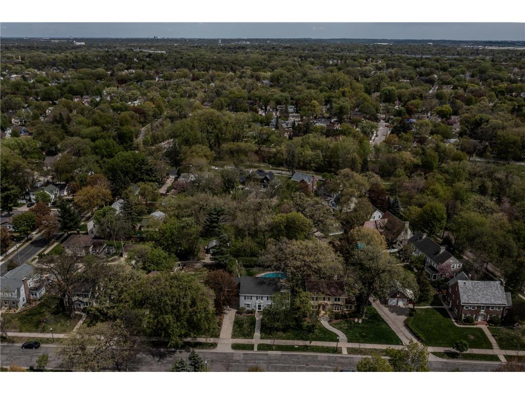 316 1/2 E Minnehaha Parkway Minneapolis MN 55419 7063356 image18