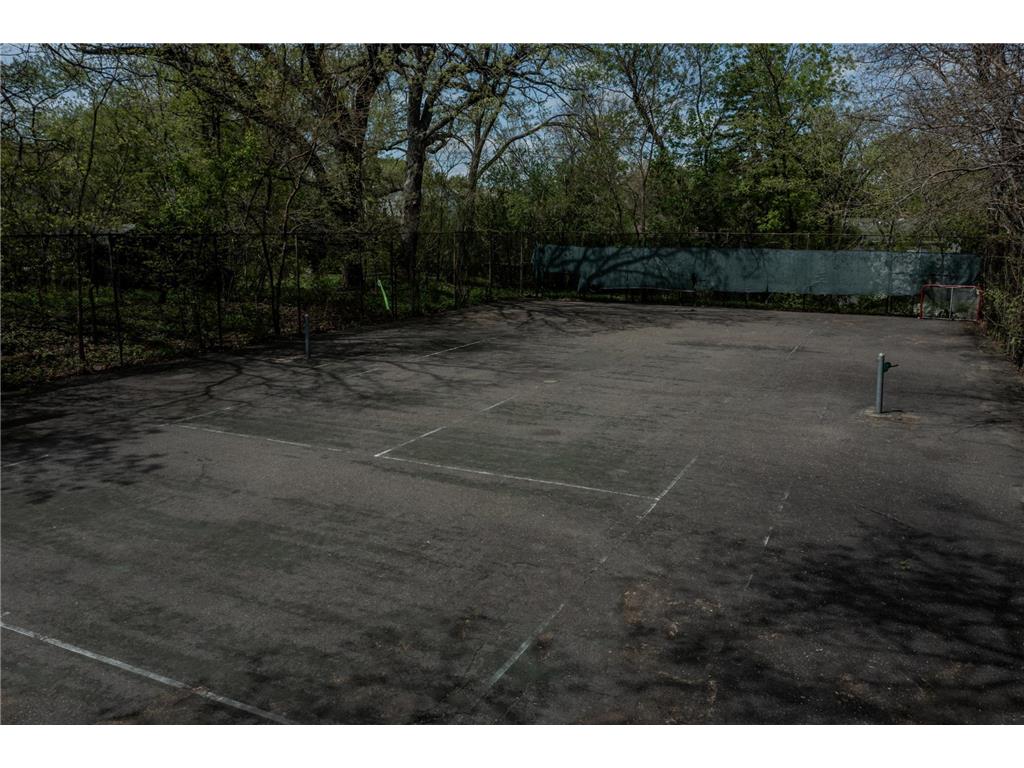 316 1/2 E Minnehaha Parkway Minneapolis MN 55419 7063356 image6