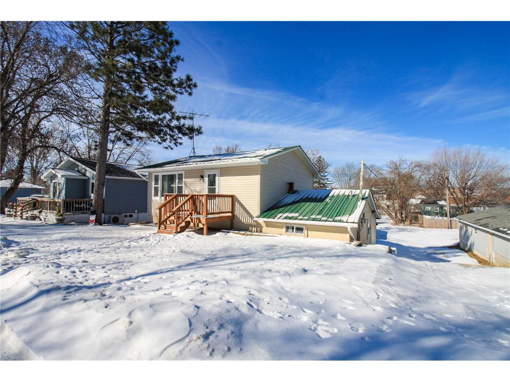 316 2nd Street SE Pelican Rapids MN 56572 7038927 image1