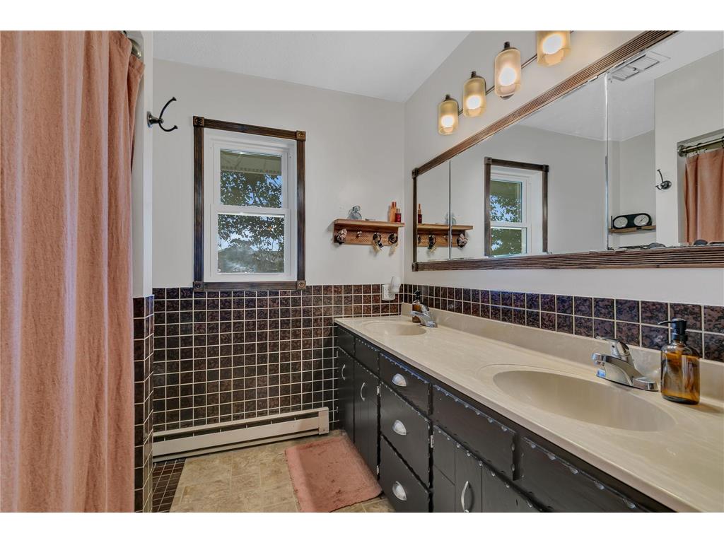 316 8th Street SE Freeport MN 56331 7071047 image18