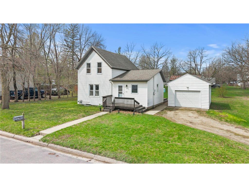 316 Balsam Avenue S New Richland MN 56072 7054184 image1