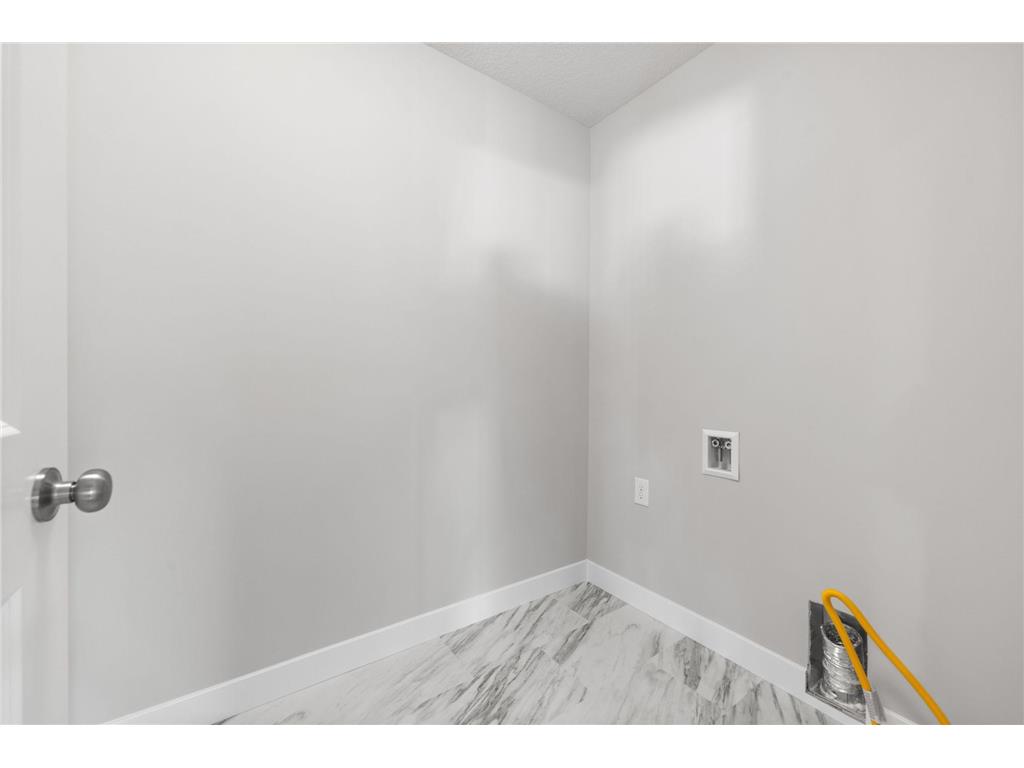 316 Distel Drive Le Sueur MN 56058 7058055 image15
