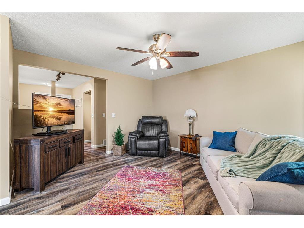 316 E 135th Street Burnsville MN 55337 7033980 image12