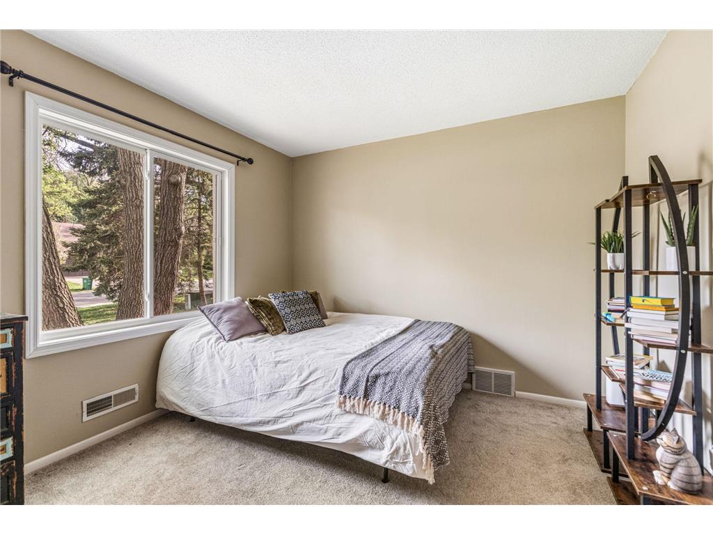 316 E 135th Street Burnsville MN 55337 7033980 image16