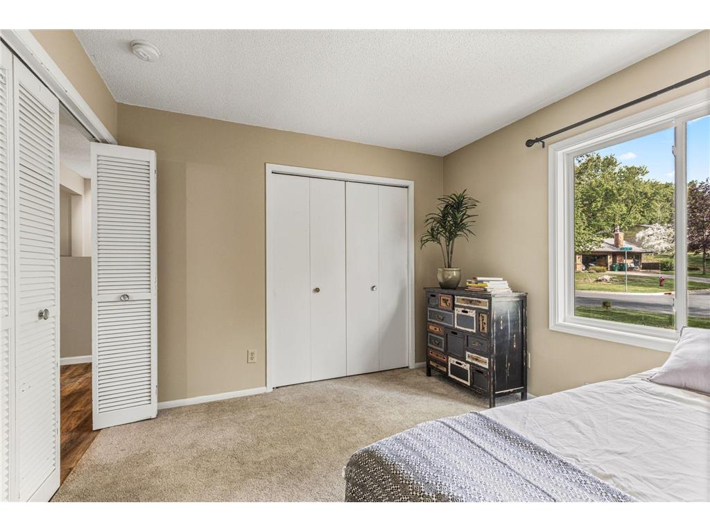 316 E 135th Street Burnsville MN 55337 7033980 image17