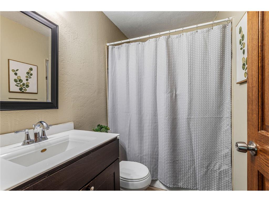 316 E 135th Street Burnsville MN 55337 7033980 image18