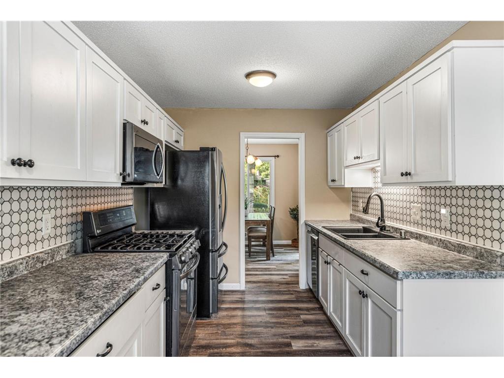 316 E 135th Street Burnsville MN 55337 7033980 image6