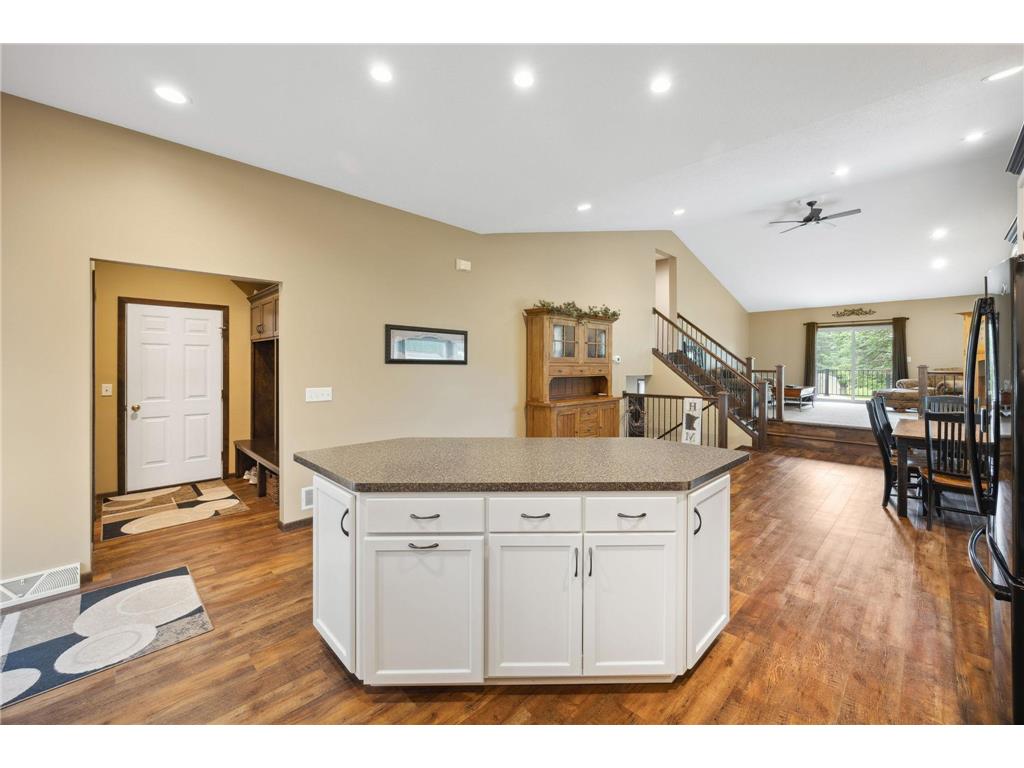 316 Lake Avenue N Silver Lake MN 55381 7009480 image11