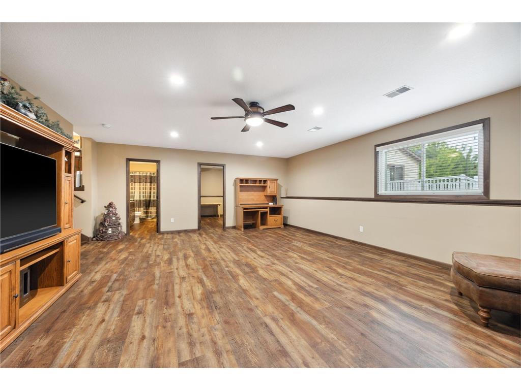 316 Lake Avenue N Silver Lake MN 55381 7009480 image16