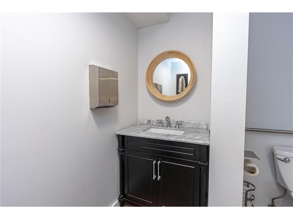 316 N Nokomis Street Alexandria MN 56308 7072947 image14