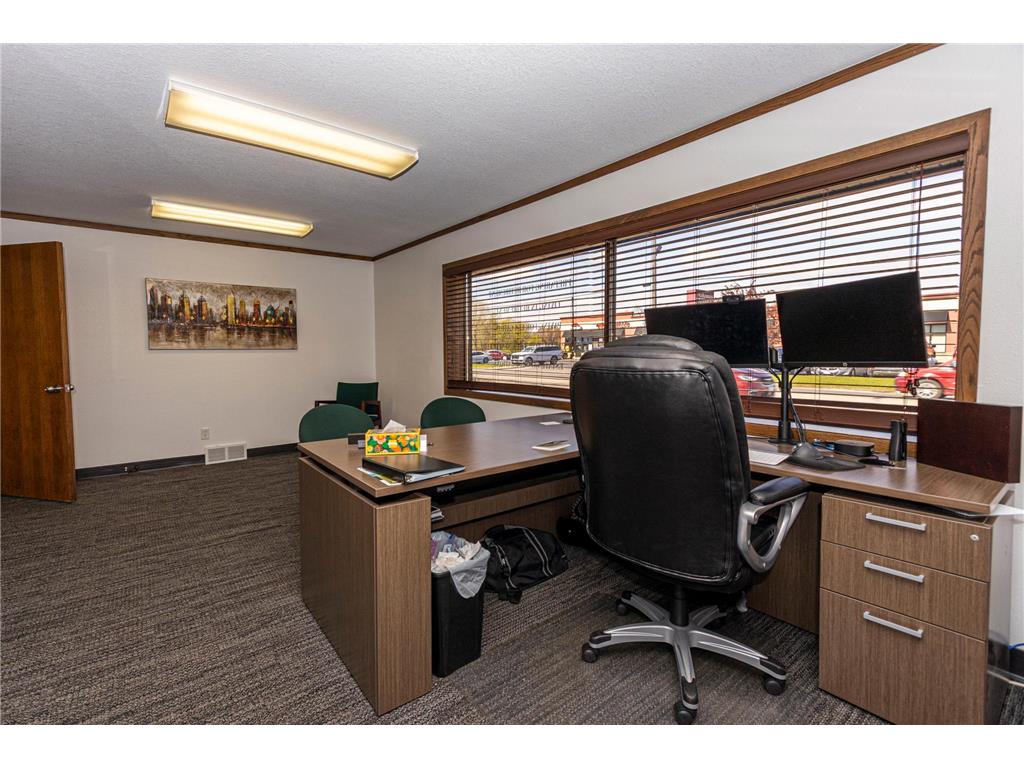316 N Nokomis Street Alexandria MN 56308 7072947 image34