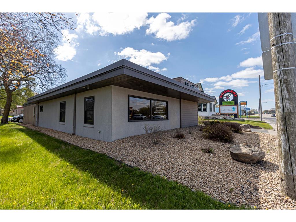 316 N Nokomis Street Alexandria MN 56308 7072947 image35