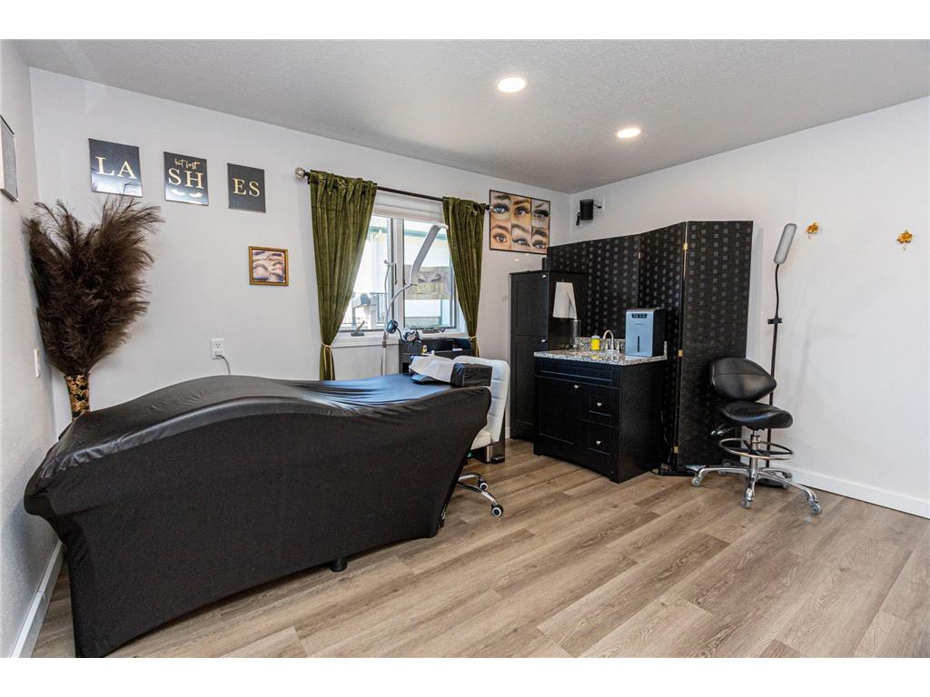 316 N Nokomis Street Alexandria MN 56308 7072947 image6
