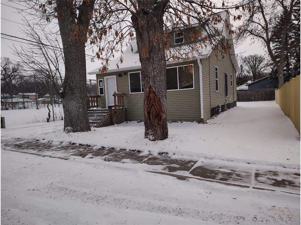 316 N Oak Street Fergus Falls MN 56537 6637378 image1