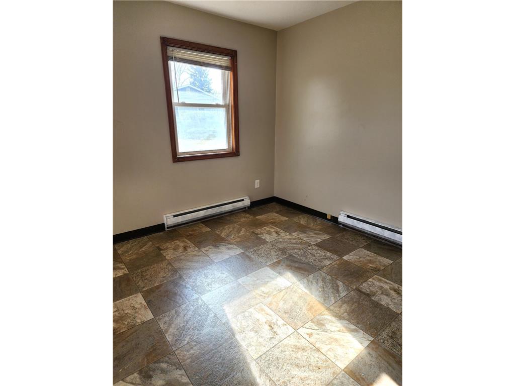 316 S 3rd Street Milan MN 56262 6812114 image4