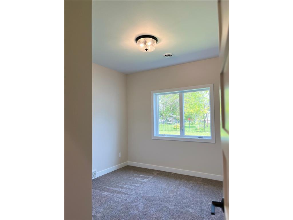 316 SW 4th Avenue SW Hankinson ND 58041 7105203 image23