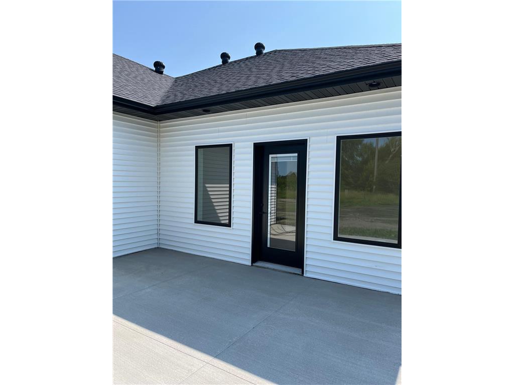 316 SW 4th Avenue SW Hankinson ND 58041 7105203 image5