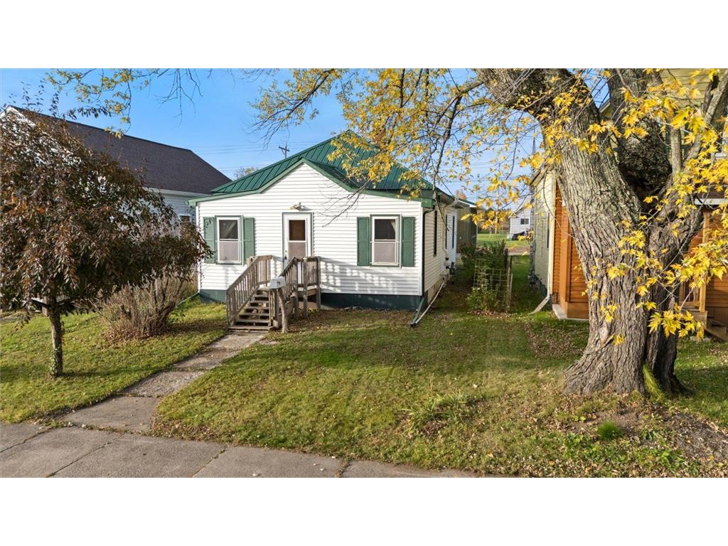 316 W 3rd Avenue N Aurora MN 55705 6805733 image1