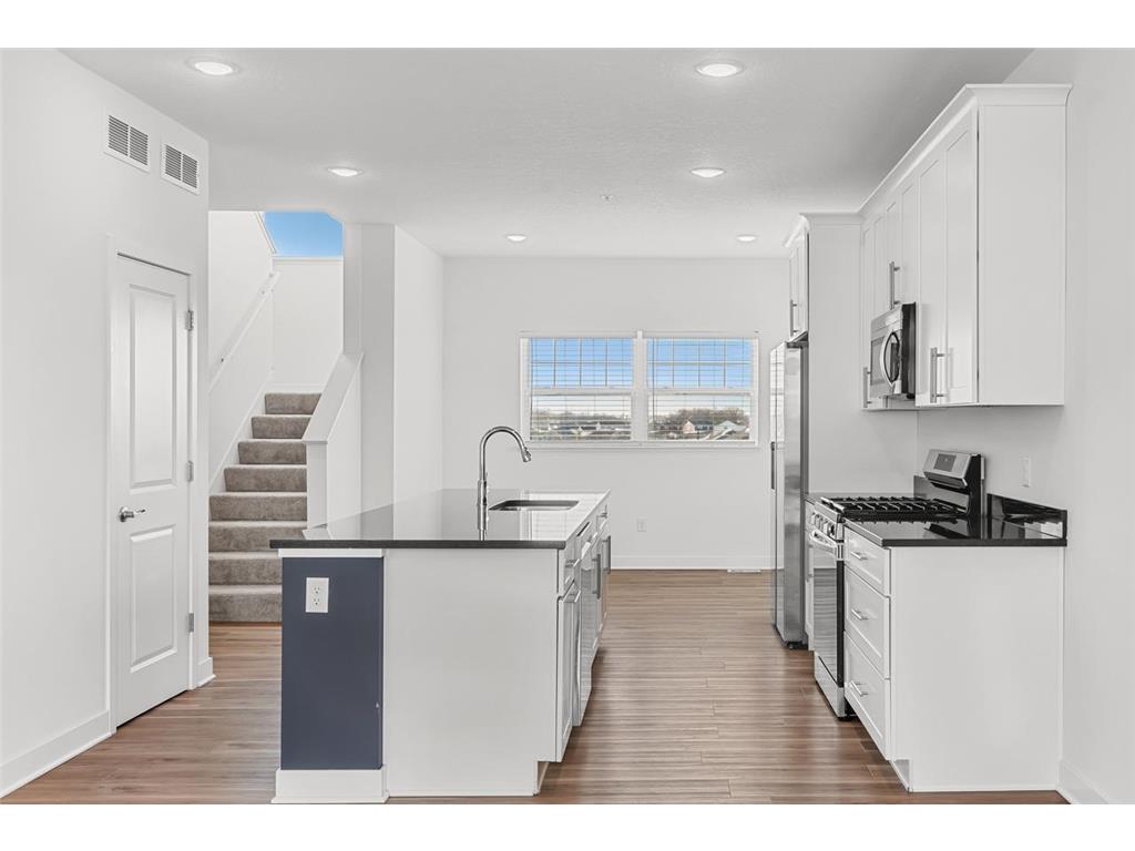 3163 Clover Ridge Drive Chaska MN 55318 7014213 image2