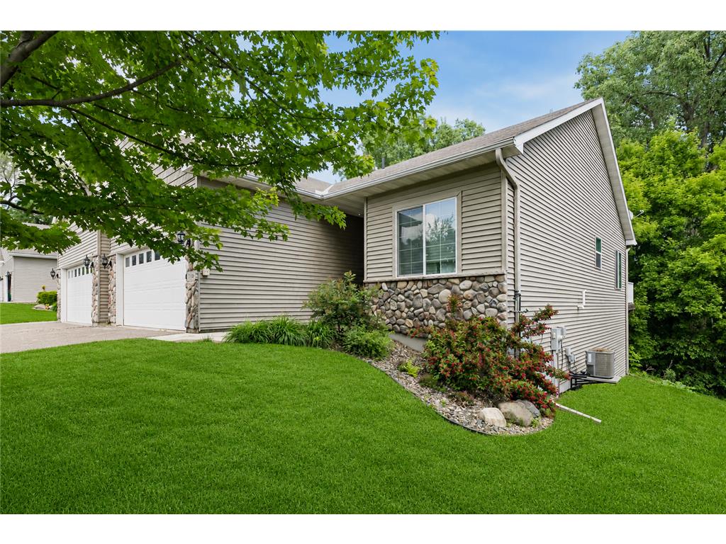3165 Doneene Lane Eagan MN 55121 7082452 image1