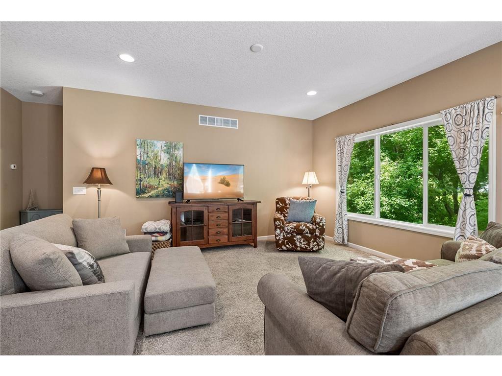3165 Doneene Lane Eagan MN 55121 7082452 image10