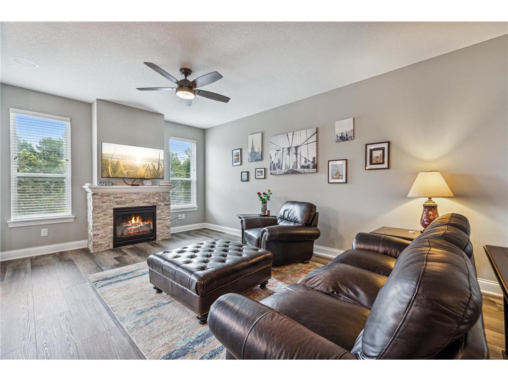 3166 Countryside Avenue #C Woodbury MN 55129 6589341 image1