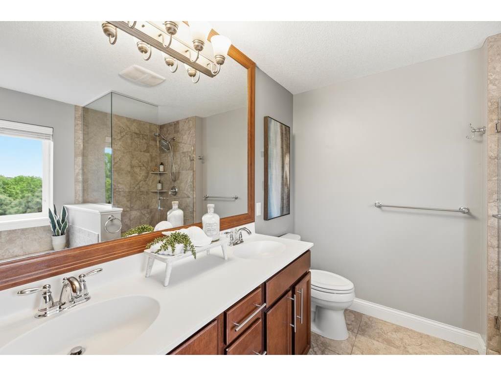3166 Countryside Avenue #D Woodbury MN 55129 7055056 image21