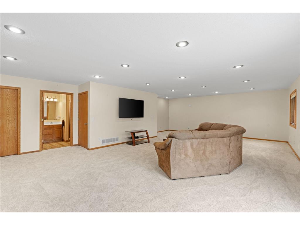 3166 Kahlen Avenue NE Saint Michael MN 55376 7089896 image29