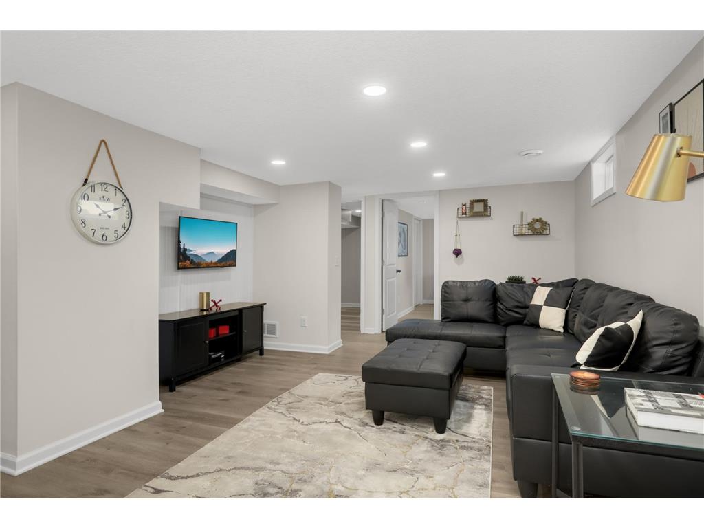 317 1st Avenue NW Osseo MN 55369 7098192 image24