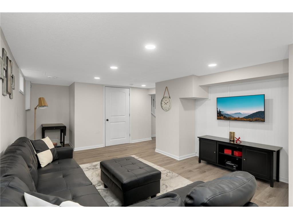 317 1st Avenue NW Osseo MN 55369 7098192 image25