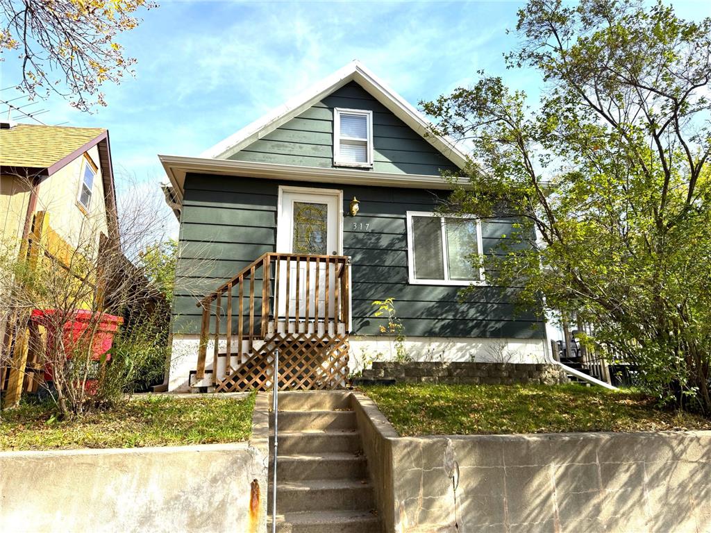 317 5th Avenue Bovey MN 55709 6812224 image1