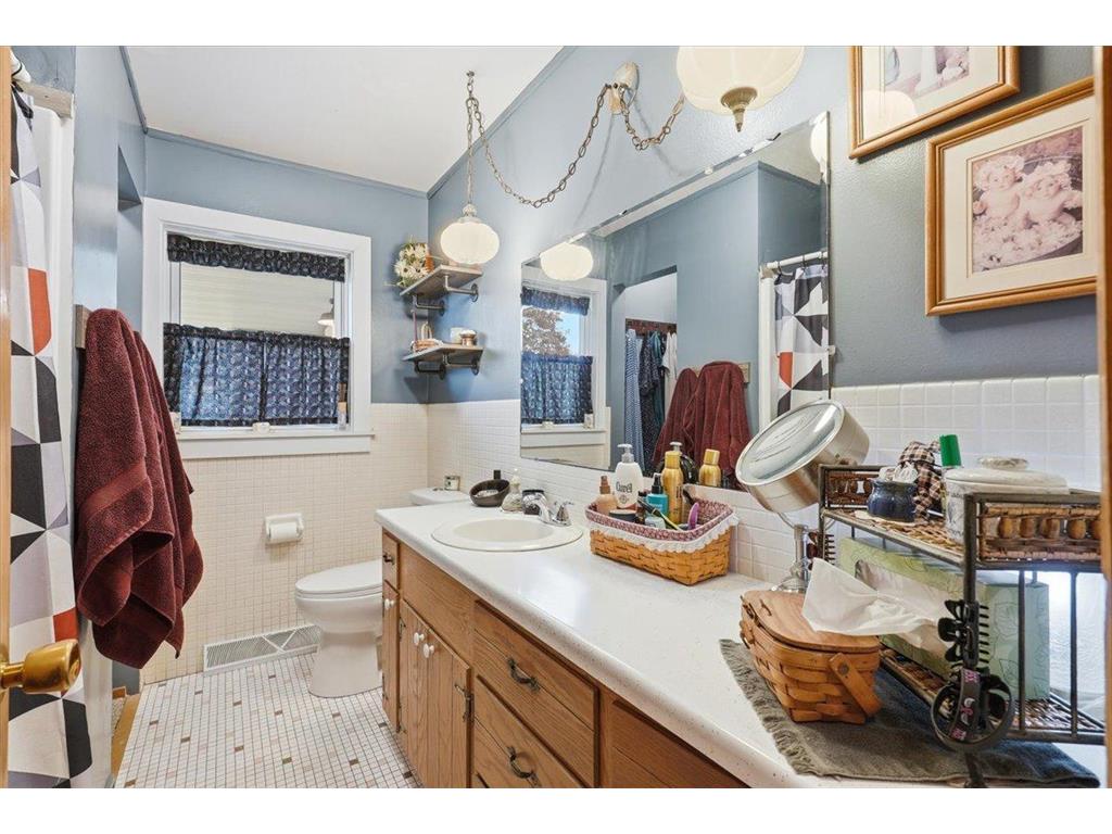 317 Deronda Street Amery WI 54001 7076811 image12