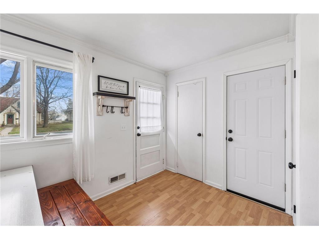 317 E 1st Street Waconia MN 55387 7050384 image11