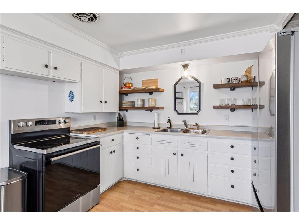 317 E 1st Street Waconia MN 55387 7050384 image15