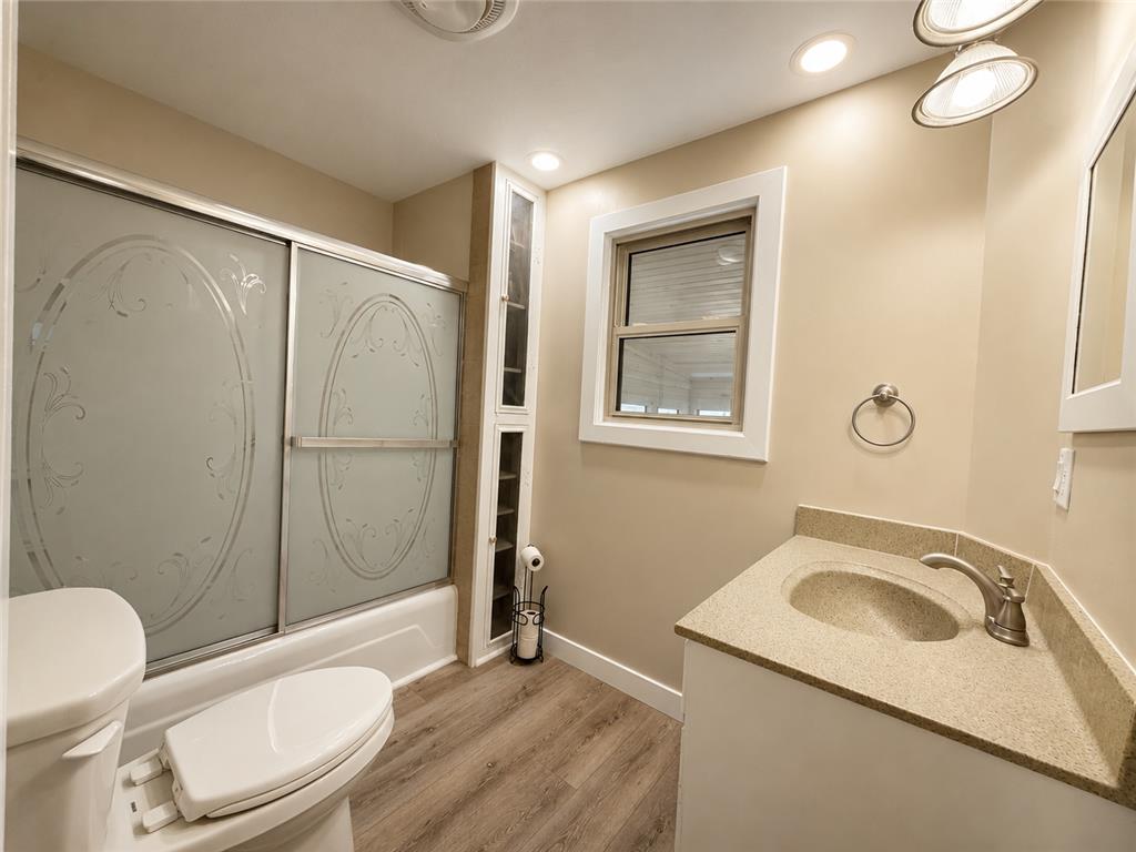 317 E 2nd Street Winona MN 55987 7068376 image11