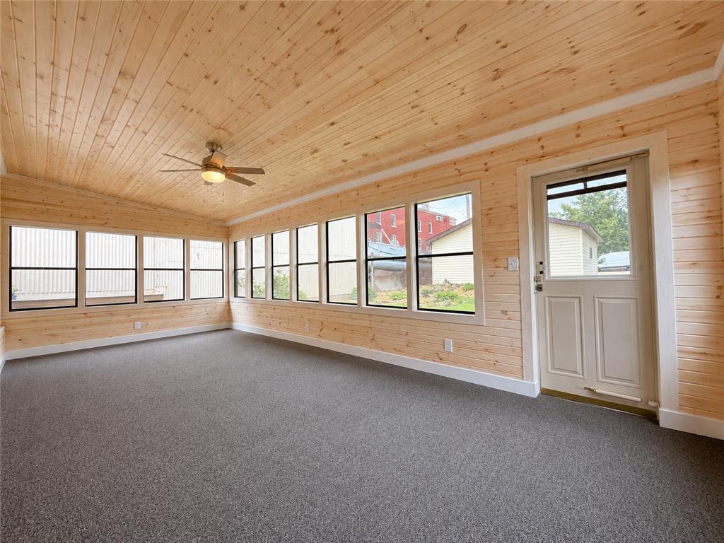 317 E 2nd Street Winona MN 55987 7068376 image12
