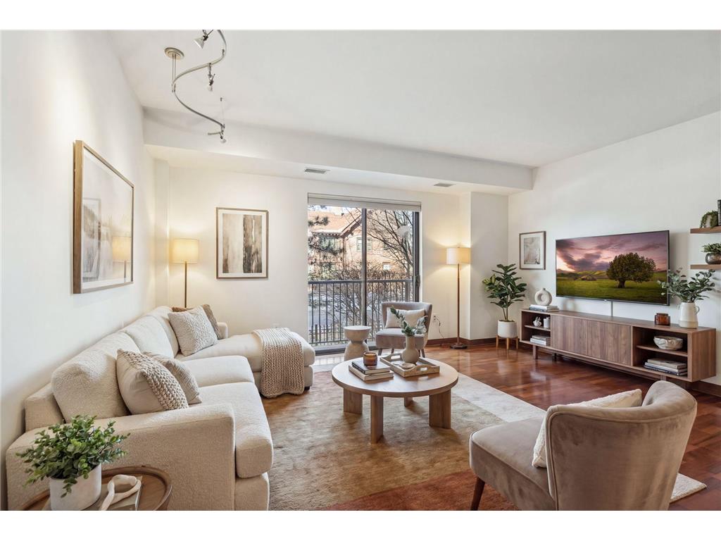 317 Groveland Avenue #116 Minneapolis MN 55403 7045646 image1