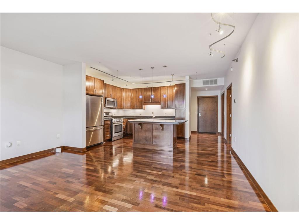 317 Groveland Avenue #116 Minneapolis MN 55403 7045646 image6